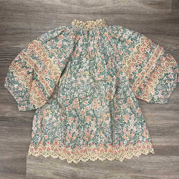 Ulla Johnson printed SS top with eyelet sleeves, neck and hem. Size 6. NWOT - Picture 2 of 3